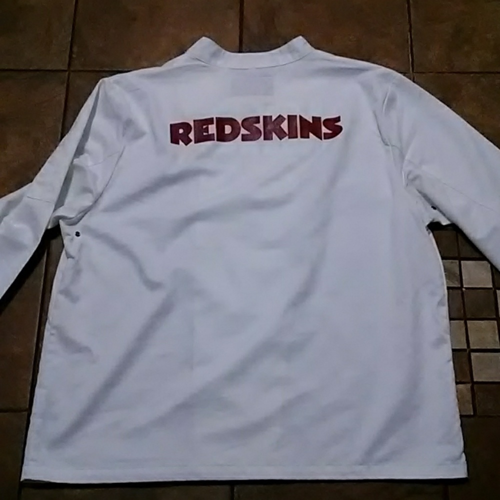 NFL Washington Redskins Chef Coat - Picture 6 of 8
